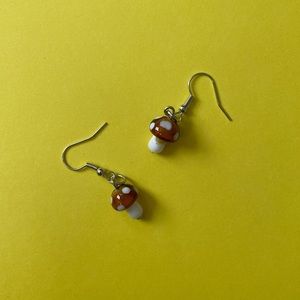 Cute little mushroom earrings!